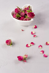 pink roses on table