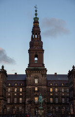Fototapeta na wymiar Il Palazzo di Christiansborg a Copenhagen