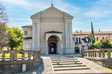 Obraz premium The beautiful church of the Carmine in Luino