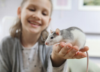 girls and rat