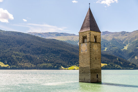Submerged Bell Tower of Curon at Graun im Vinschgau on Lake Reschen (Lago di Resia) in South Tyrol, Alto Adige, S&uuml;dtirol, Italy. In Venosta Valley, Vinschgau