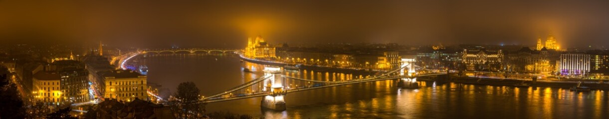 Fototapeta na wymiar Panorama of Budapest at night overlooking Chain bridge and Hungarian parliament