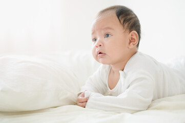 The little baby girl that was just born shortly, Adjusting to learn the things