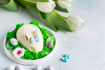 easter bunny cakes with chocolate eggs