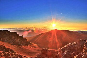 Sunrise over Haleakala National Park - obrazy, fototapety, plakaty