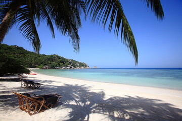 青い空　白い砂浜　透き通る海　南国ビーチ　アジアンビーチ