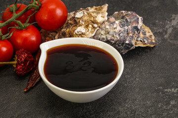 Oyster sauce in the bowl