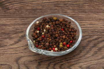 Peppercorn heap in the bowl