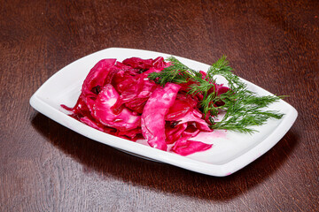 Pickled red cabbage with dill