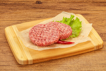 Raw beef cutlet for burger