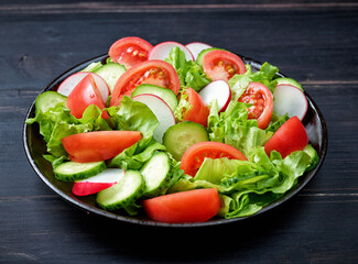 plate of fresh vegetable salad