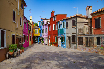 Fototapeta na wymiar colorful narrow street