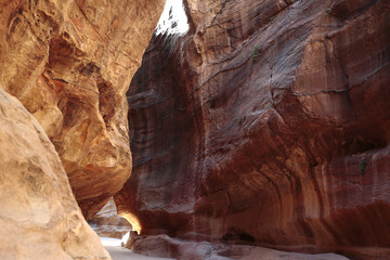 The Siq of Petra with its beautiful rocks © Stefano