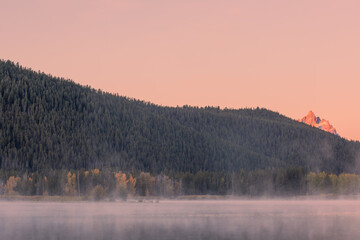 Fototapeta premium Scenic Reflection Landscape in Grand Teton National Park Wyoming in Autumn