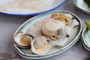 海鮮市場の貝　ホタテ