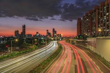 Fototapeta na wymiar Panorama,Sunset 63 building at Seoul city and Downtown skyline in Seoul, South Korea.