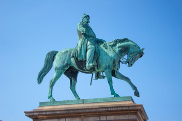 Fototapeta na wymiar Equestrian statue of Frederik VII (Rytterstatuen av Frederik VII) Christiansborg Slot (Christiansborg Palace) copenhagen Region Sjælland (Region Zealand) Denmark