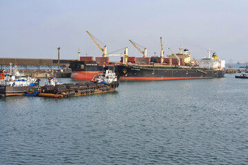 Bulk carrier