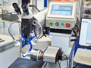 Laser machine for welding and cutting