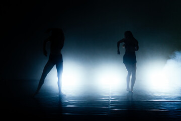 Fototapeta na wymiar Two silhouette artistic ballet couple