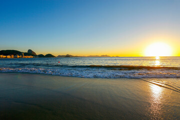 Obraz premium Dawn in Copacabana, Rio de Janeiro