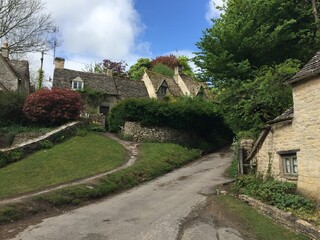 Cotswolds, Village of Bibury, the prettiest places in the world, Traditional Old England Houses,