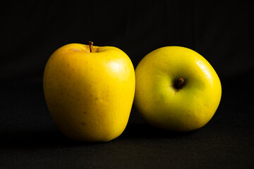 DOS MANZANAS
