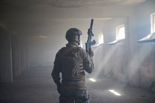 Modern Warfare Soldier In Urban Environment