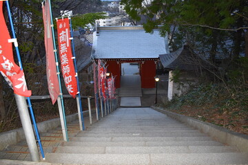 群馬　草津温泉　光泉寺　夕暮れの風景　4月