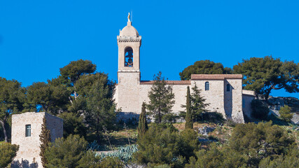 Fototapeta premium chapelle Notre Dame du Château à Allauch