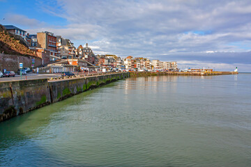 Le Tréport. Vue panoramique sur les quais en front de mer. Seine-Maritime. Normandie