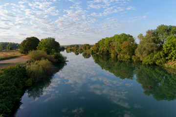 Fototapeta na wymiar Marne river in Ile-de-France region. Trilbardou village