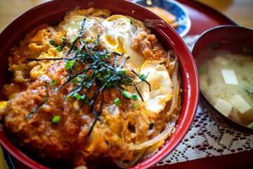 カツ丼　和食イメージ