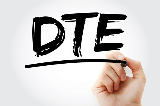 DTE - Data Terminal Equipment acronym with marker, technology concept background