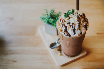 iced coffee with ice and cream