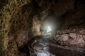 Unguru Mare cave, Suncuius, Oradea, Bihor
