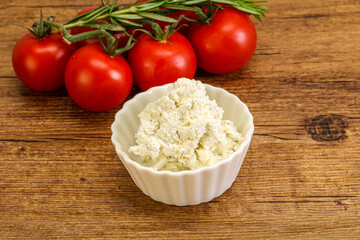 Soft cream cheese with herbs
