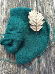 Fototapeta na wymiar knitted mittens with heart