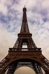 Fototapeta na wymiar Torre Eiffel IMG_21022011_136