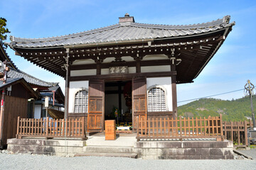 Fototapeta premium 金峯山寺境内にある愛染堂