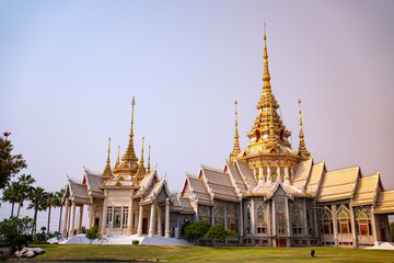 Naklejka premium This is a temple of Thailand,Roof of a temple in Thailand. Traditional Thai style pattern on the roof of a temple.