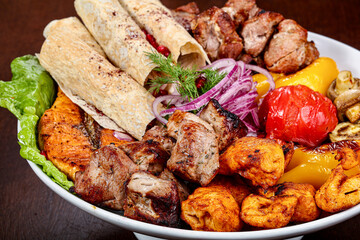 Shashlik mix plate - chicken and beef