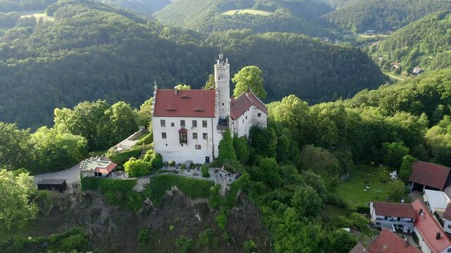 Aerial view, flight at G&ouml;&szlig;weinstein with castle and pilgrimage church to the Holy Trinity, Franconian Switzerland, Upper Franconia, Franconia, Bavaria, Germany