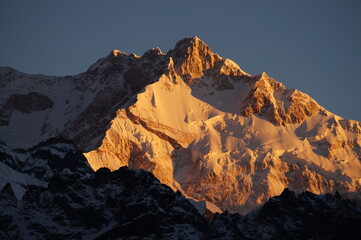 Kangchenjunga, is de derde hoogste berg ter wereld.