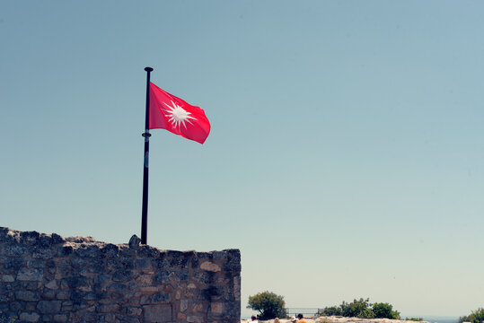 Burgfahne Bilder Durchsuchen 4,353 Archivfotos, und