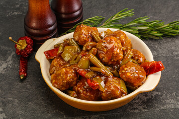 Meat ball in tomato sauce