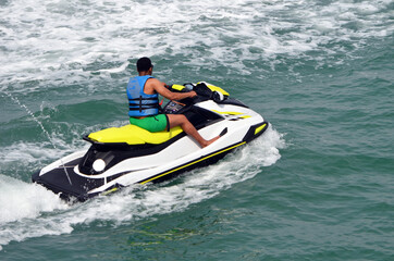 jet ski jet ski