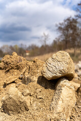 Sand und Steinhaufen