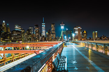 Fototapeta na wymiar NYC Brooklyn bridge at night