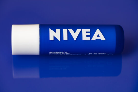  Nivea caring lip balm